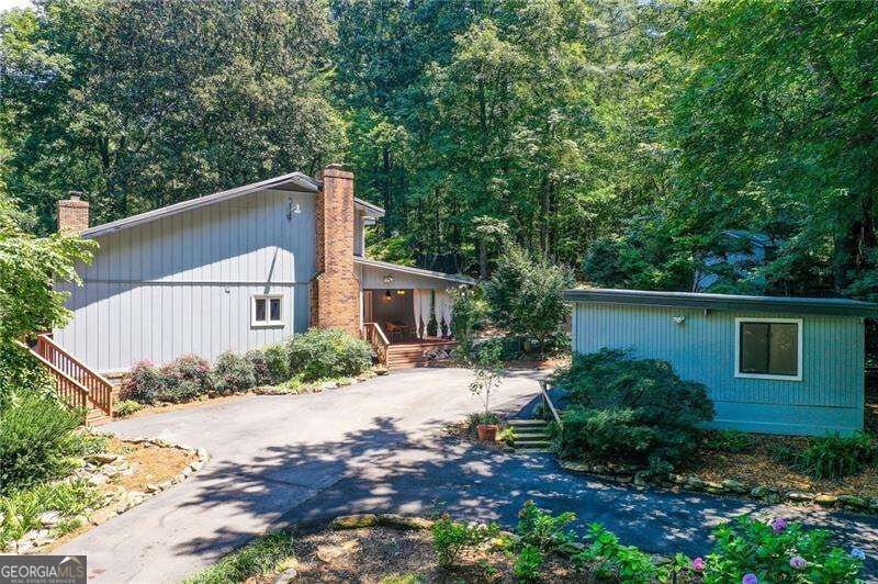 655 Mays Road Property Photo 3