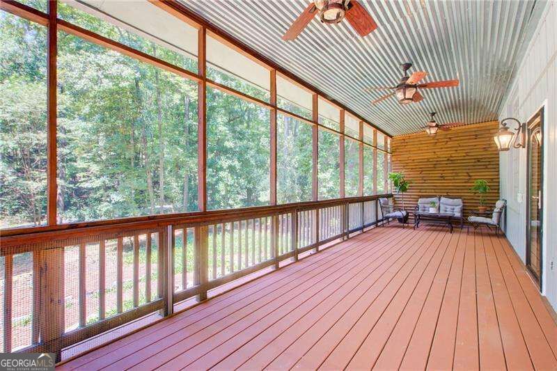 655 Mays Road Property Photo 4