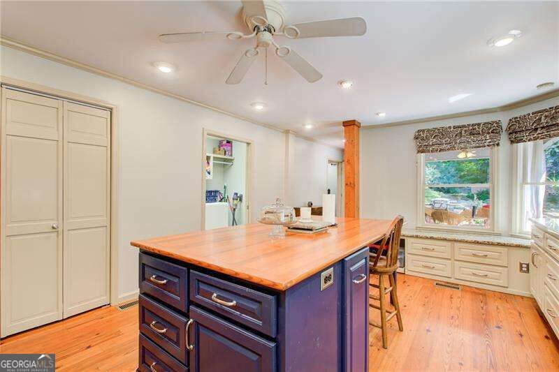 655 Mays Road Property Photo 12
