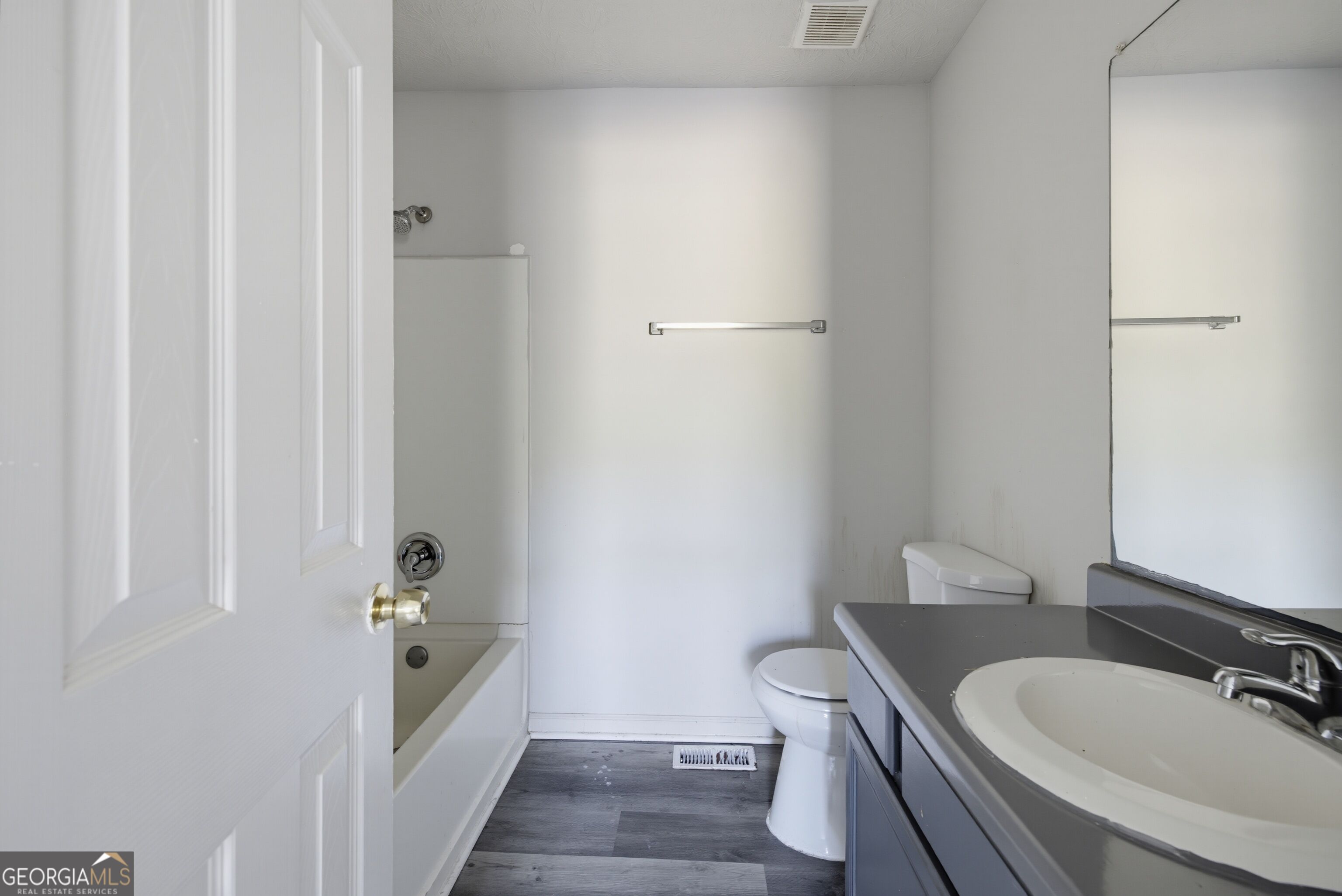 3202 Kingswood Place Property Photo 14