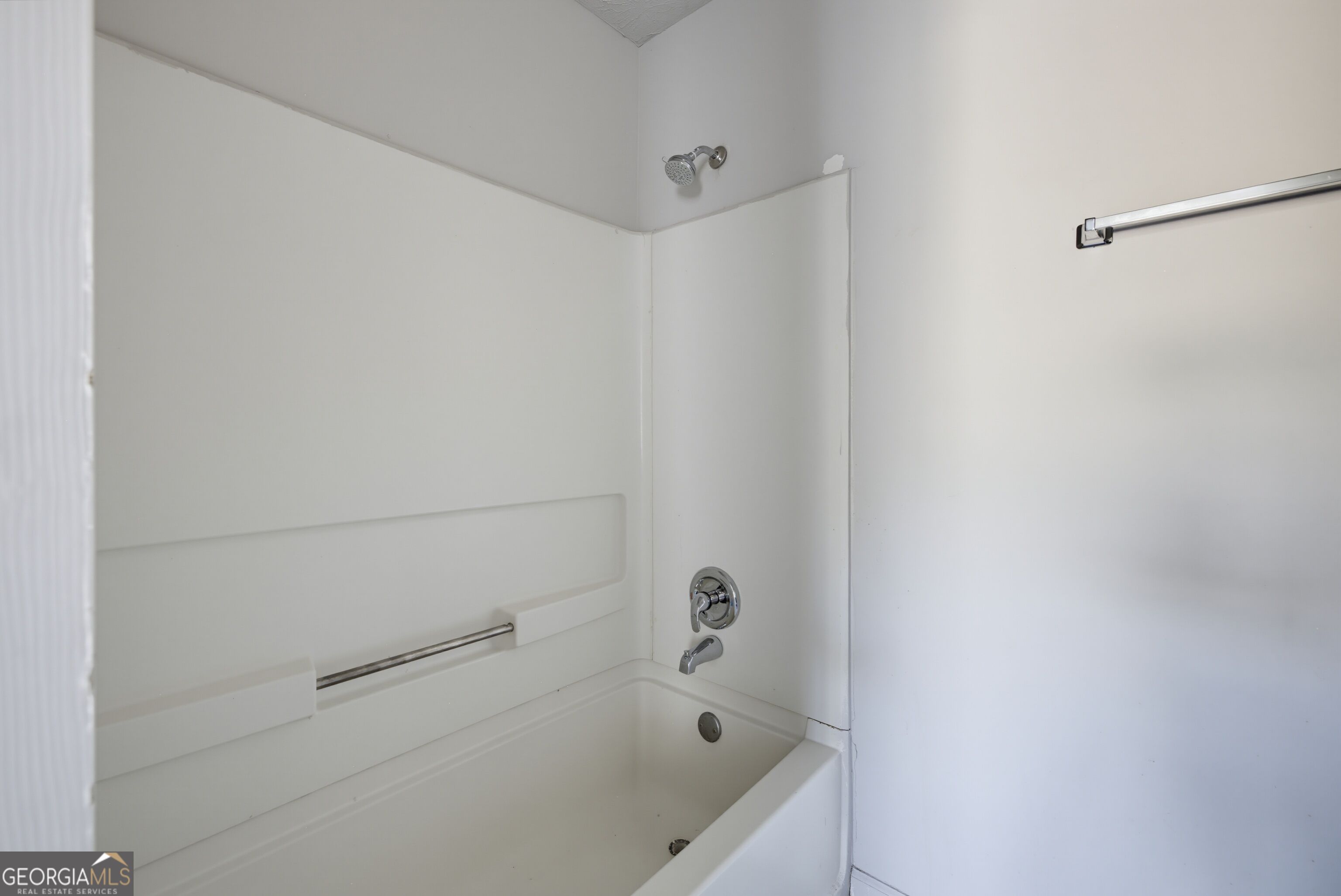 3202 Kingswood Place Property Photo 15
