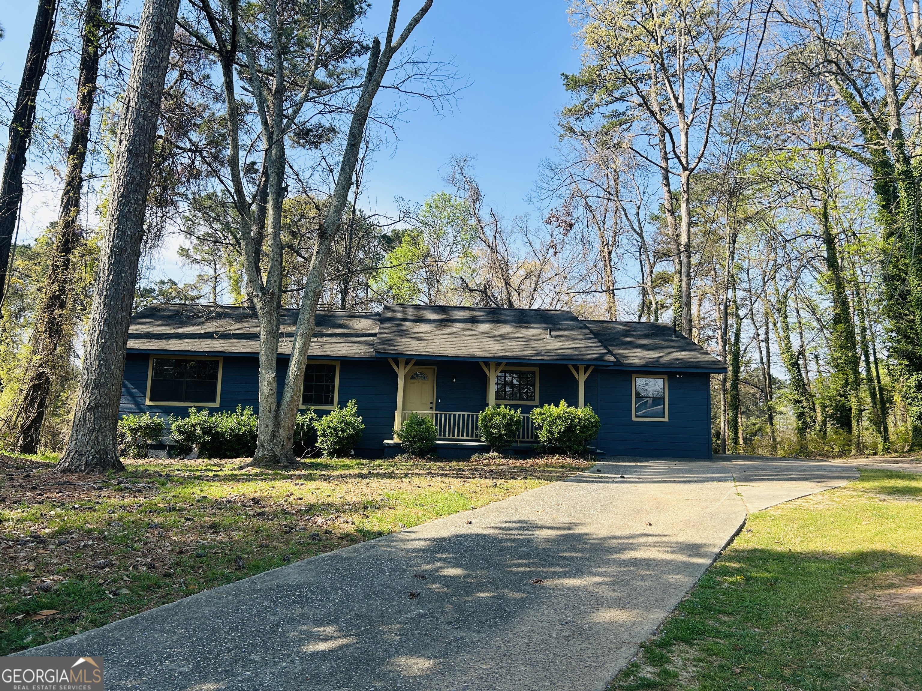 6165 Radford Drive Property Photo 1