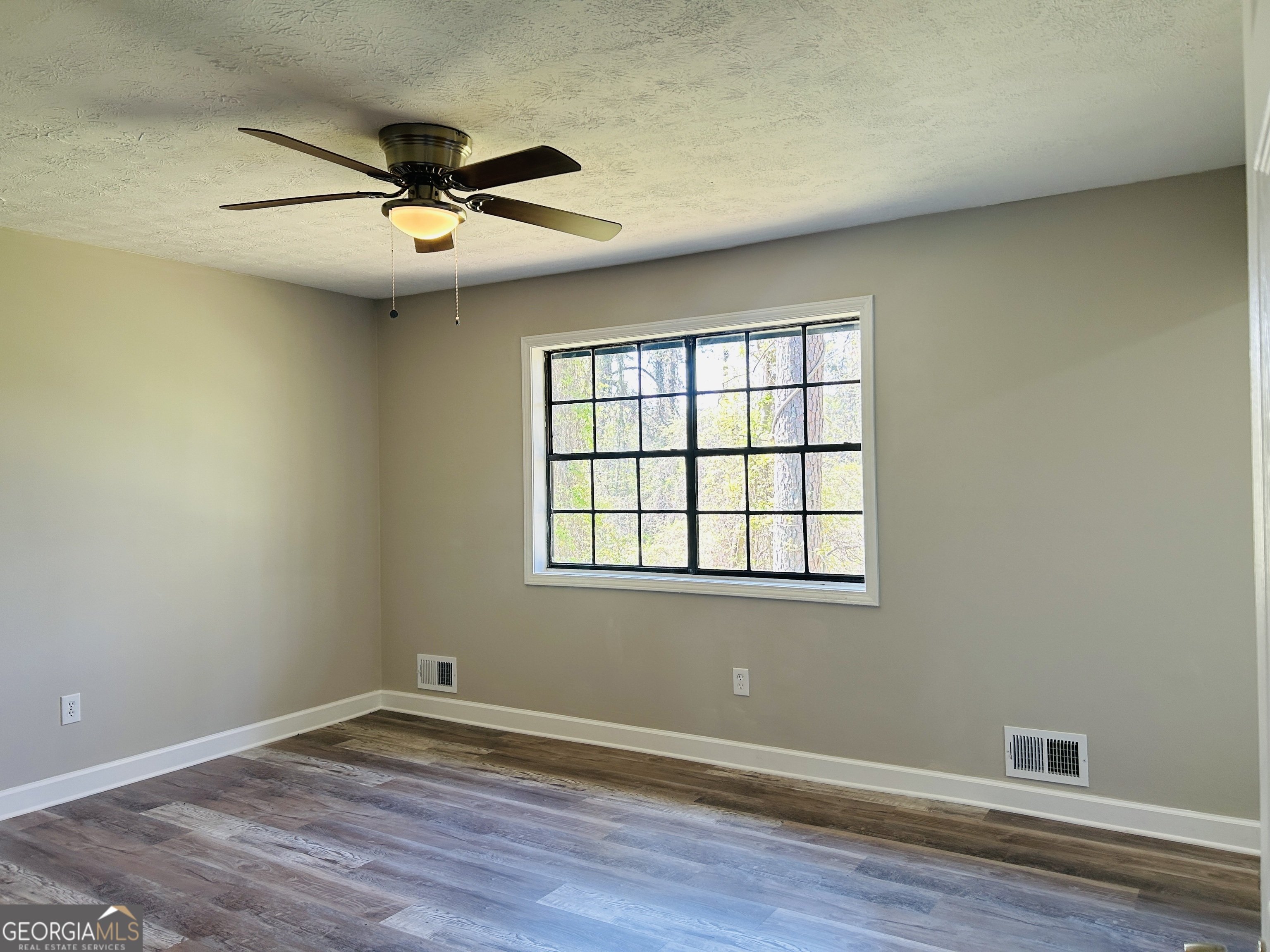 6165 Radford Drive Property Photo 25