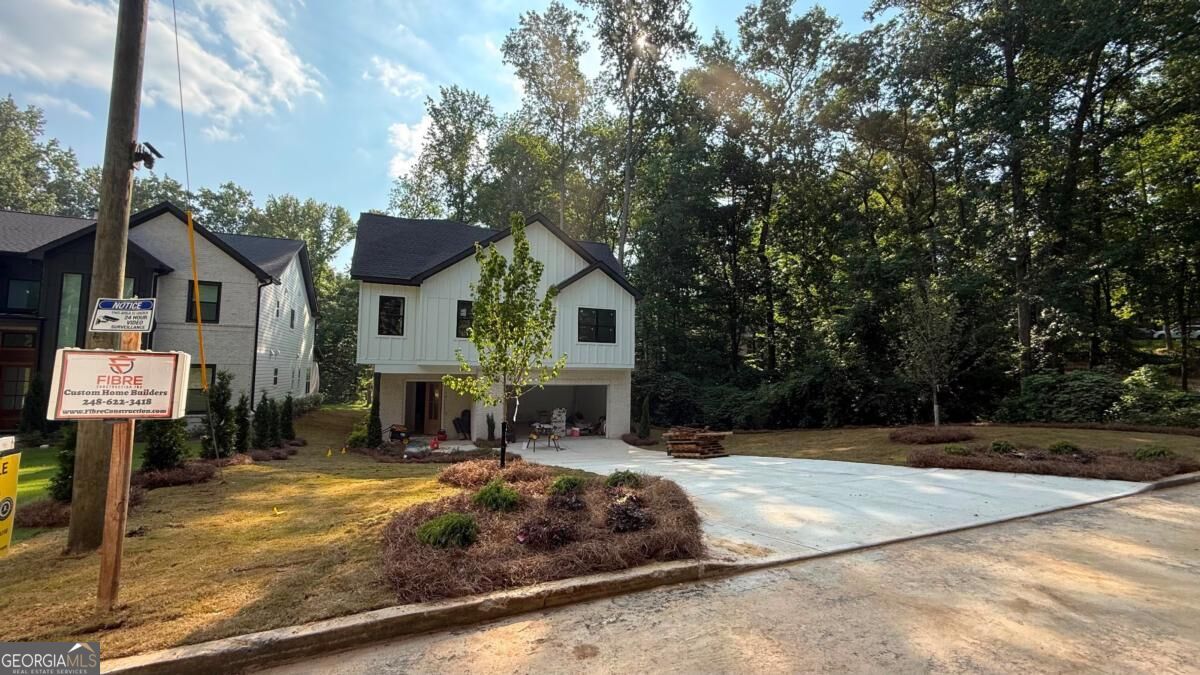5028 Hidden Branch Drive Property Photo 2