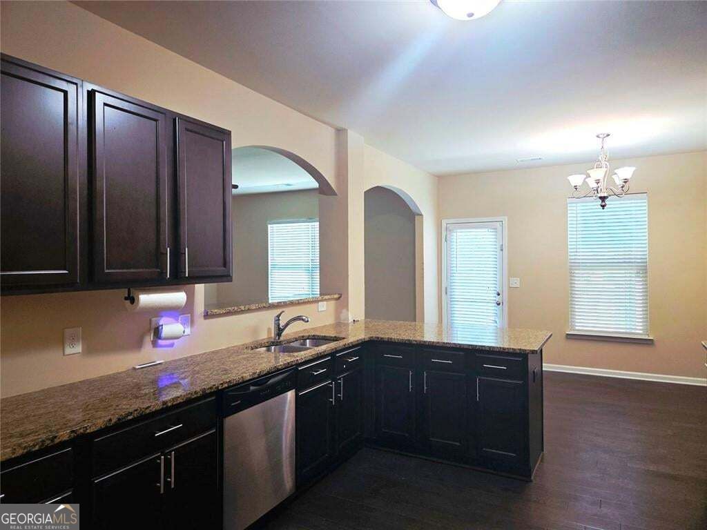 7088 Creeksong Drive Property Photo 5
