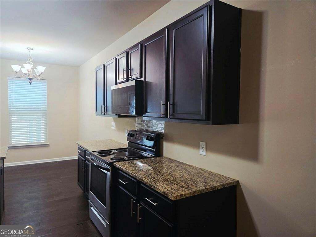 7088 Creeksong Drive Property Photo 9