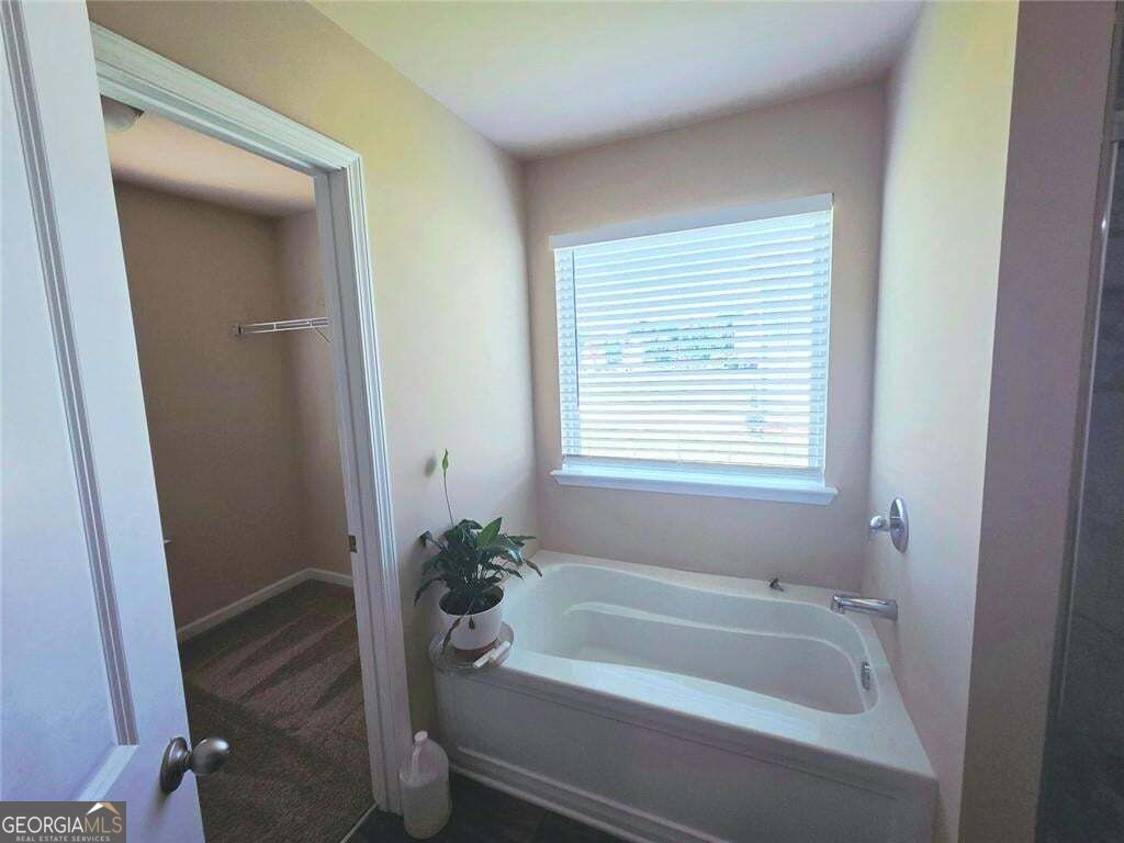 7088 Creeksong Drive Property Photo 18