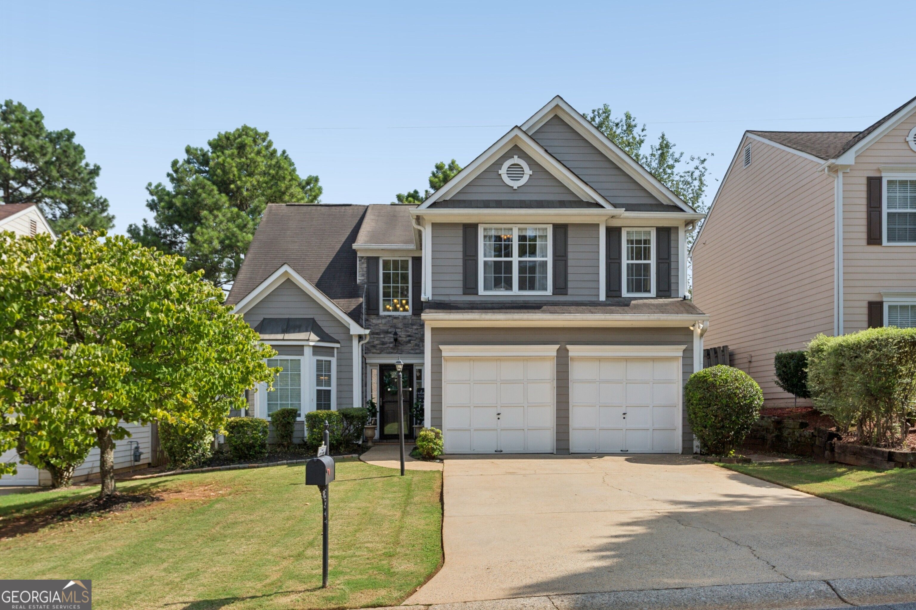 1418 Glenover Circle Property Photo 1