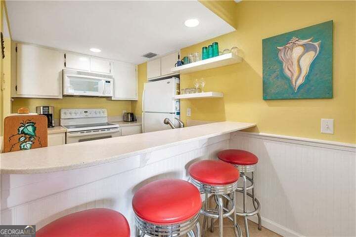 1524 Wood Avenue # 215 Property Photo 5