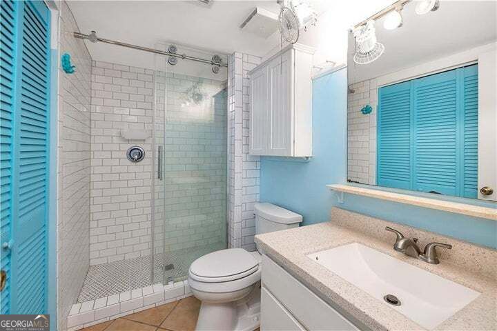 1524 Wood Avenue # 215 Property Photo 10