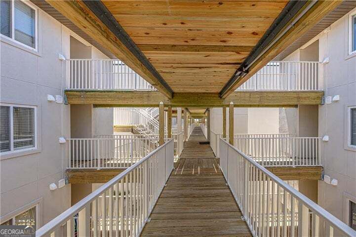 1524 Wood Avenue # 215 Property Photo 13