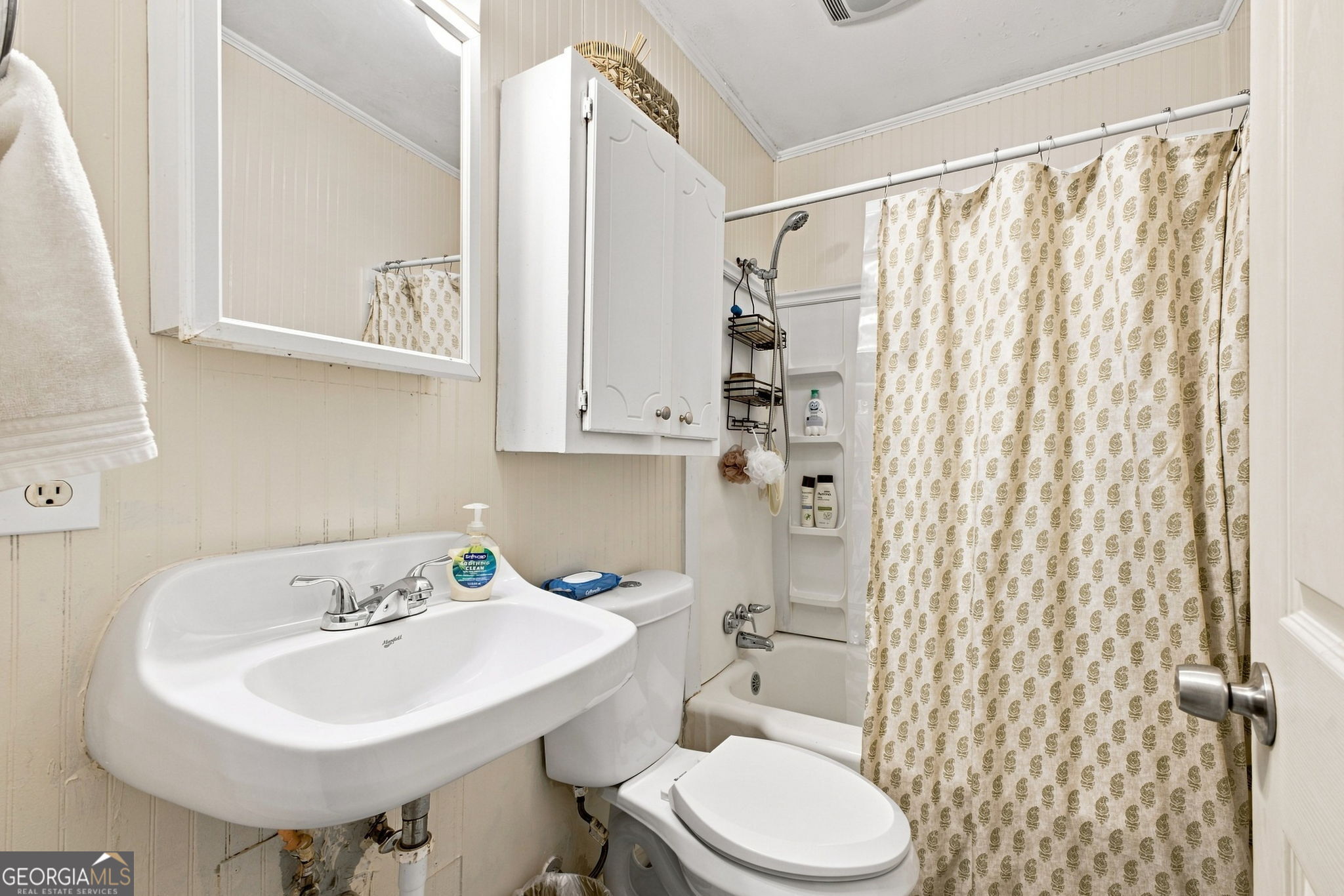 2706 1/2 Maple Road Se Property Photo 9