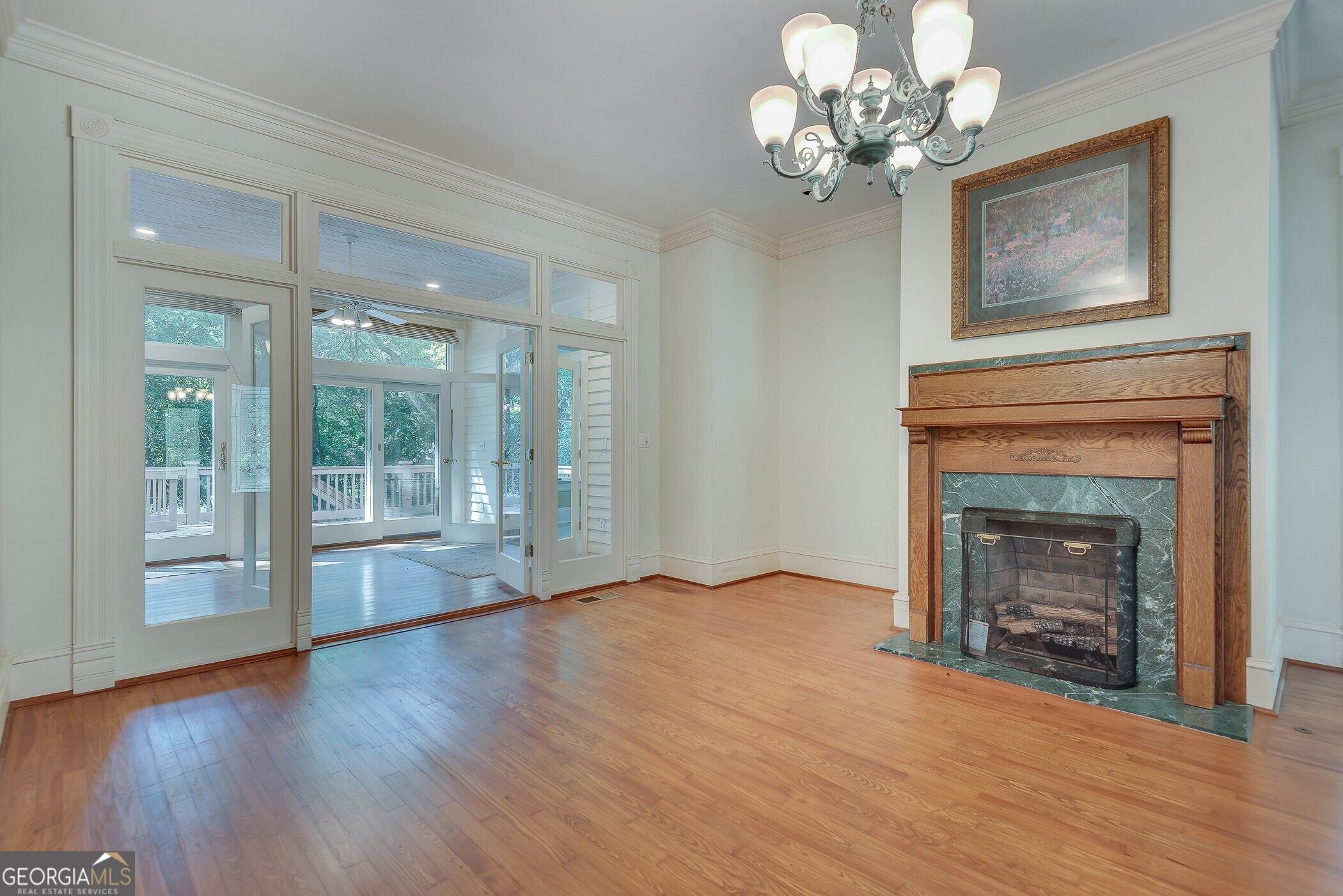 1001 Asbury Street Property Photo 12