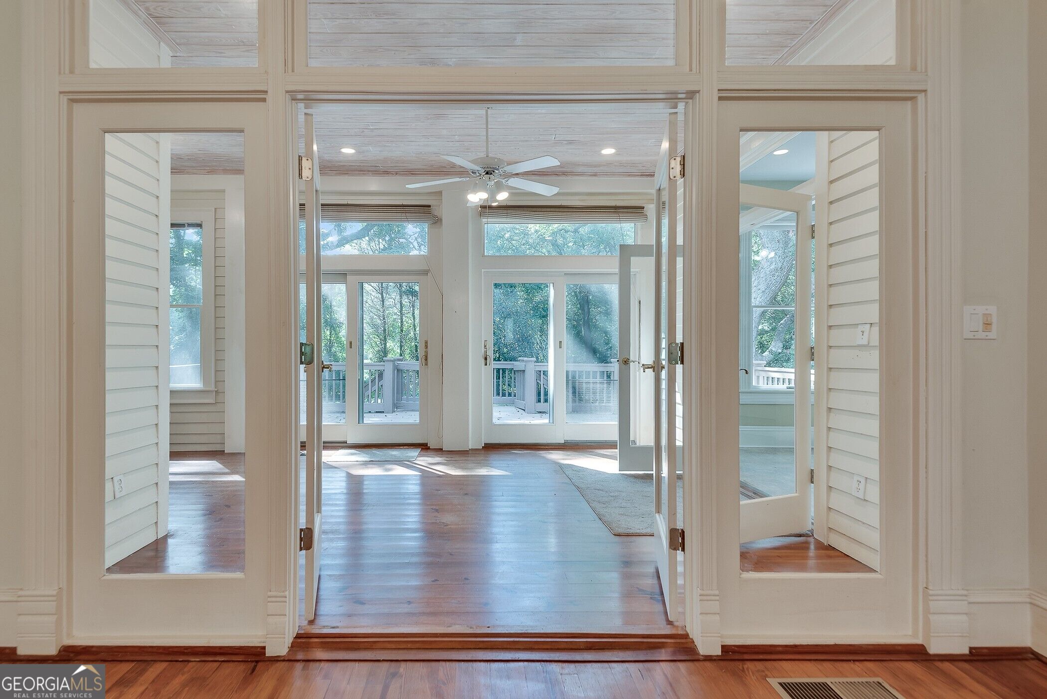 1001 Asbury Street Property Photo 25