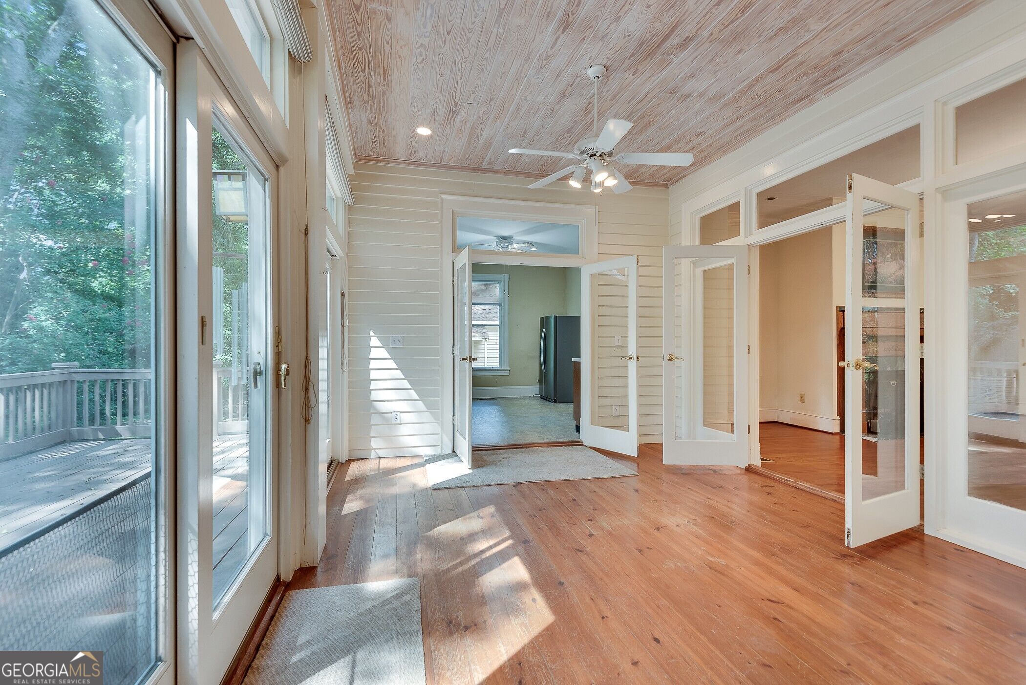 1001 Asbury Street Property Photo 29