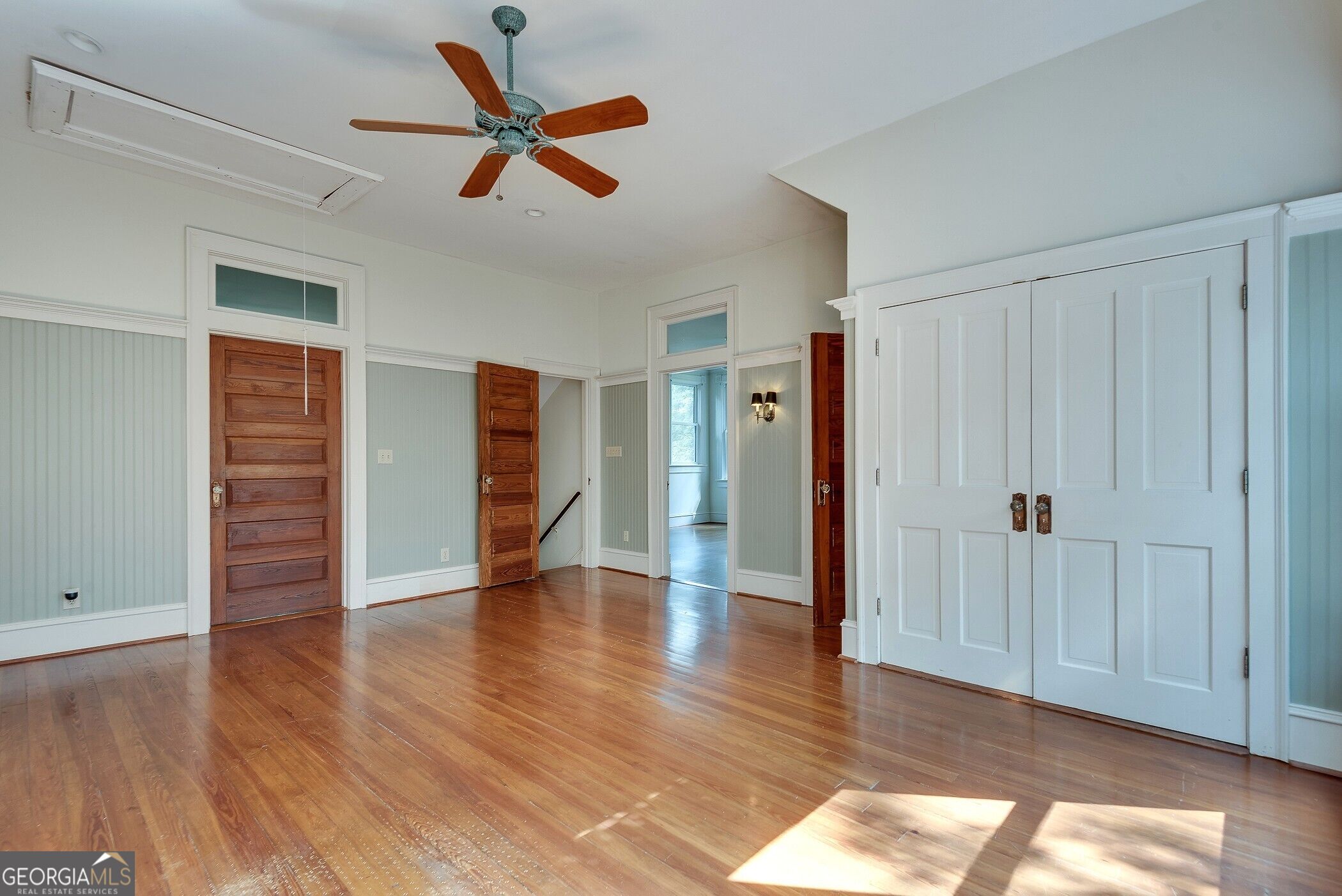 1001 Asbury Street Property Photo 50