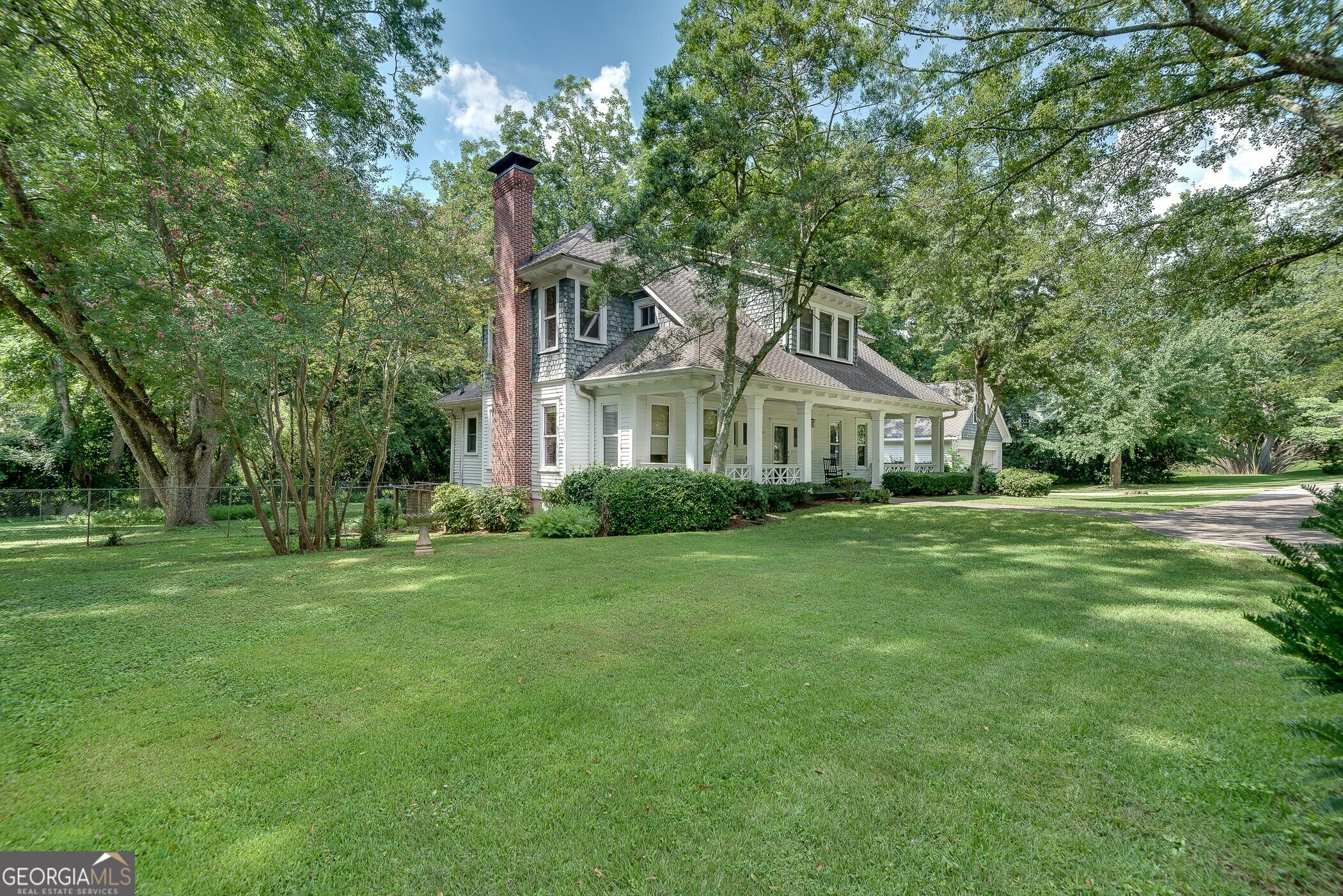 1001 Asbury Street Property Photo 56