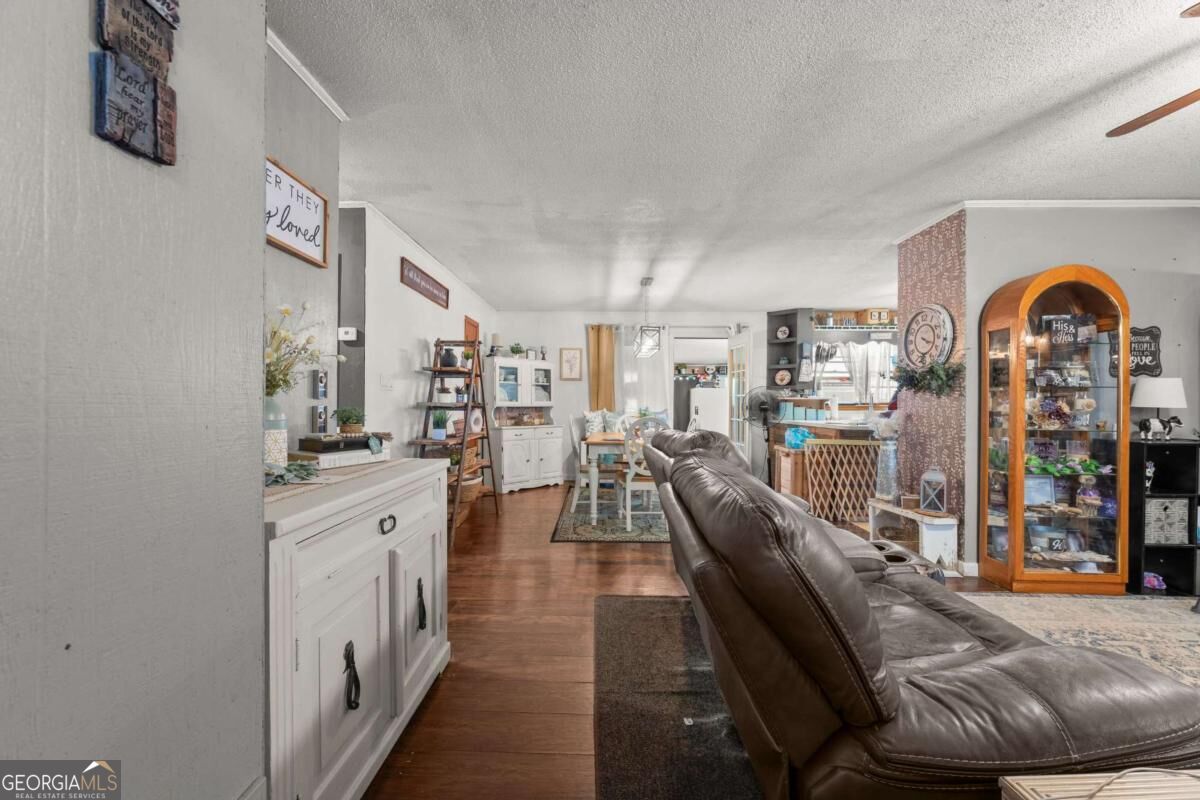 25 Dubignon Drive Property Photo 4