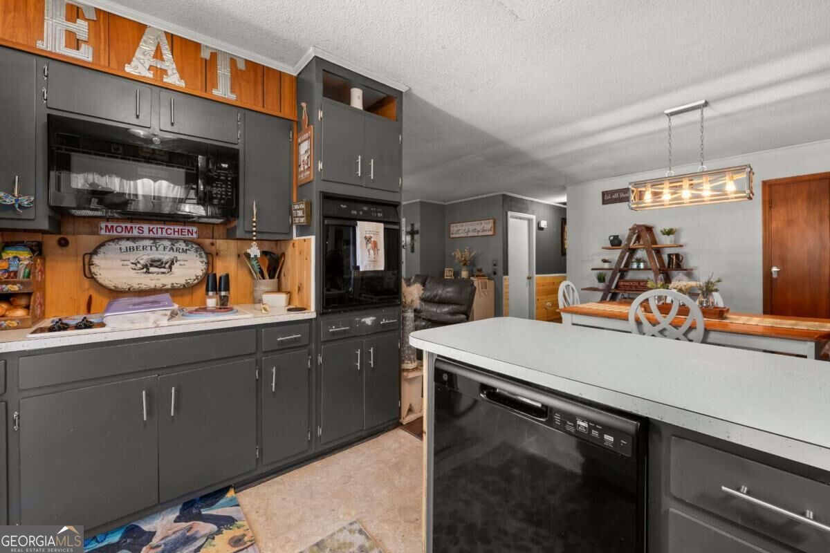 25 Dubignon Drive Property Photo 8