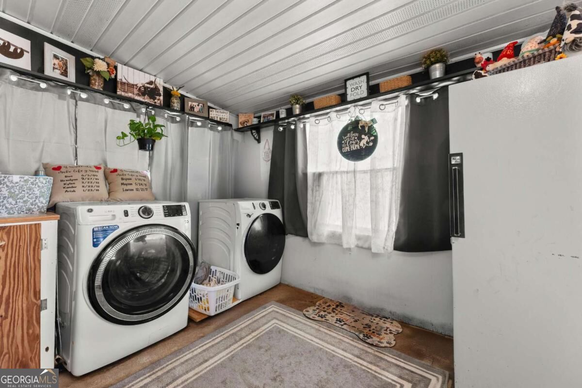 25 Dubignon Drive Property Photo 10