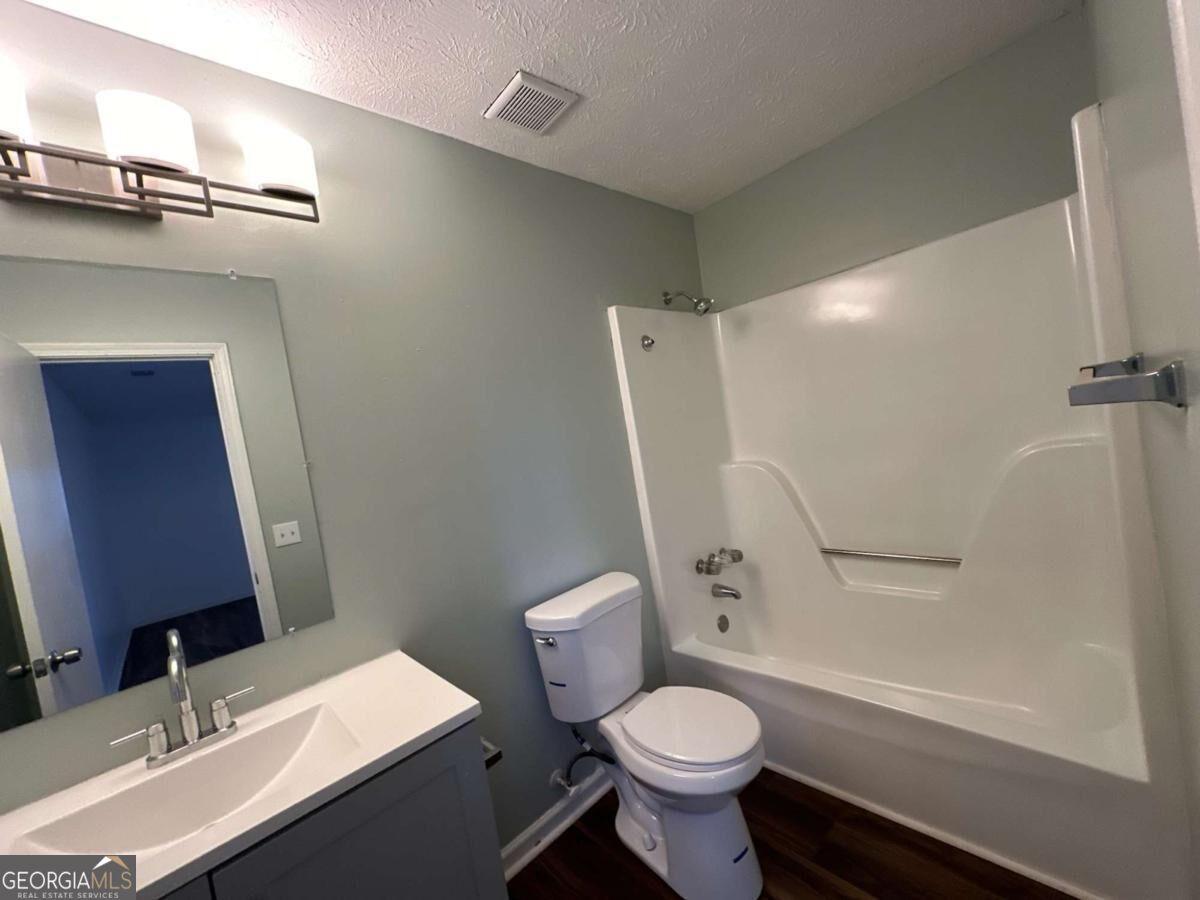 5172 Ridge Forest Drive # 5172 Property Photo 16