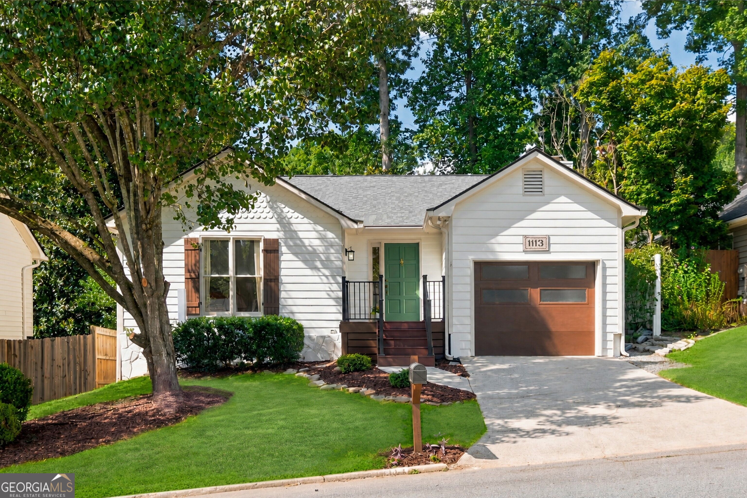 1113 Capital Club Circle Ne Property Photo 1