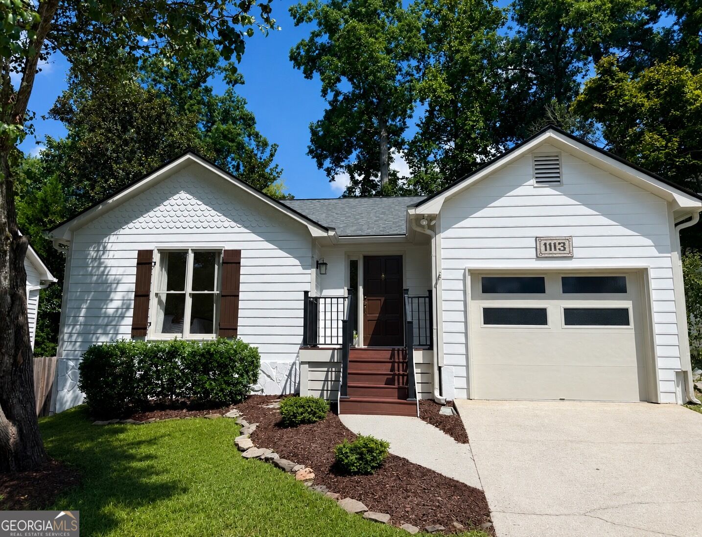 1113 Capital Club Circle Ne Property Photo 1