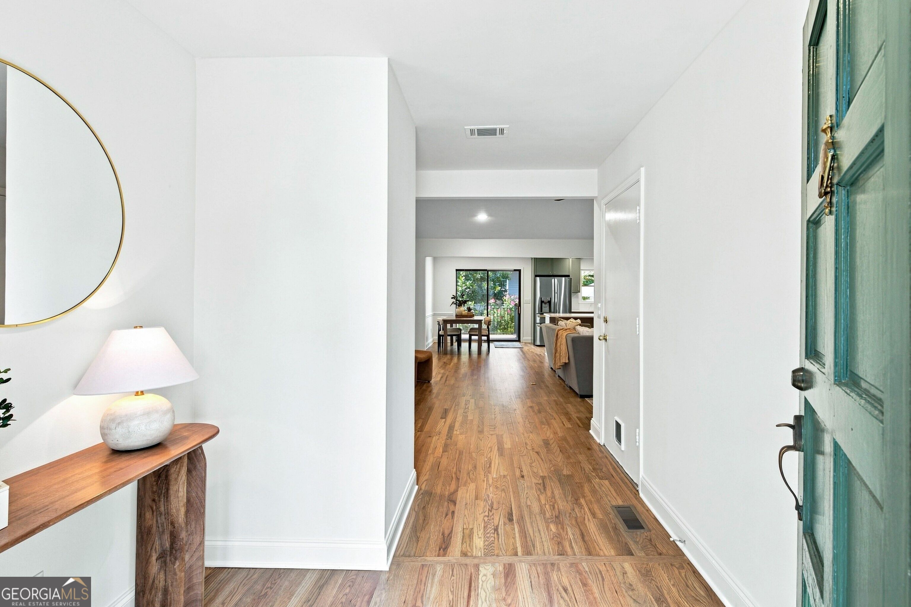 1113 Capital Club Circle Ne Property Photo 3