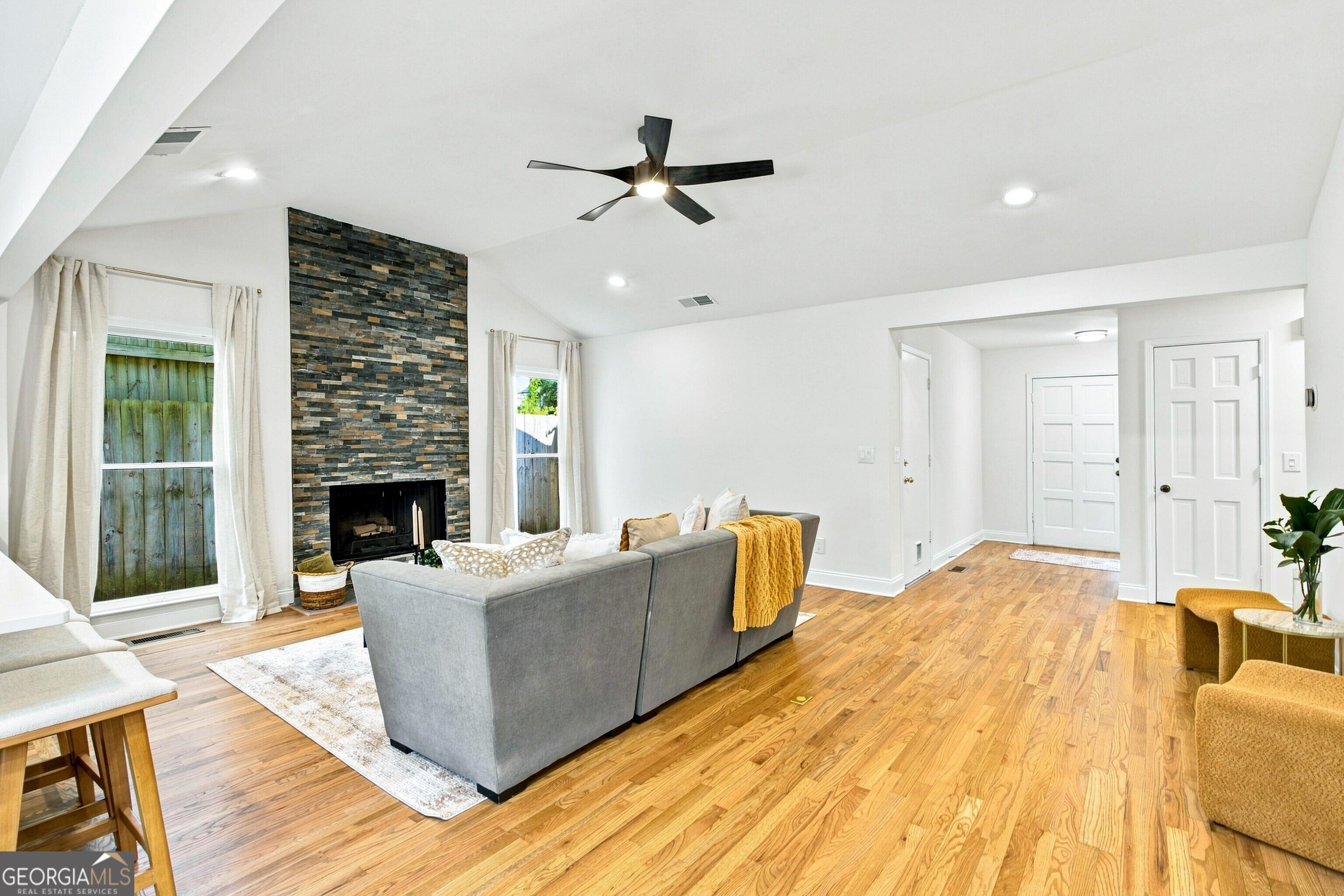 1113 Capital Club Circle Ne Property Photo 8