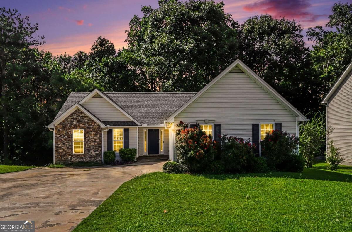 4925 Sunny Ridge Court Property Photo 1