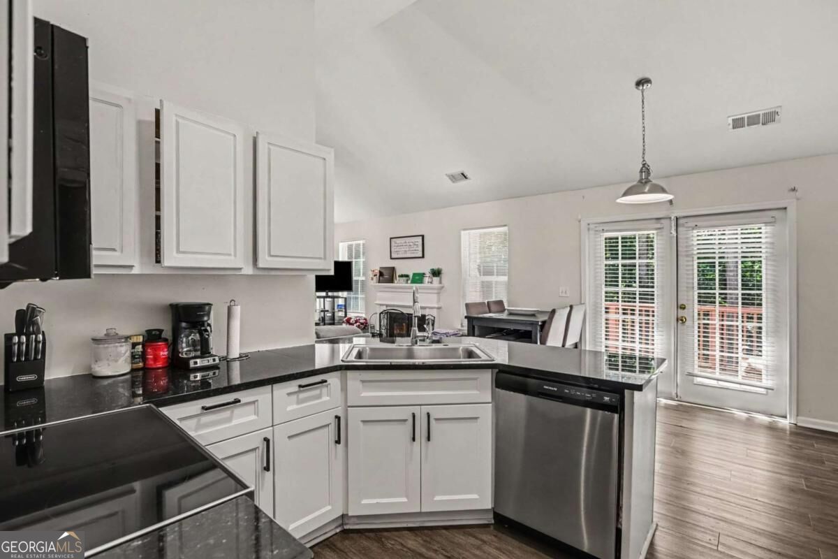 4925 Sunny Ridge Court Property Photo 12