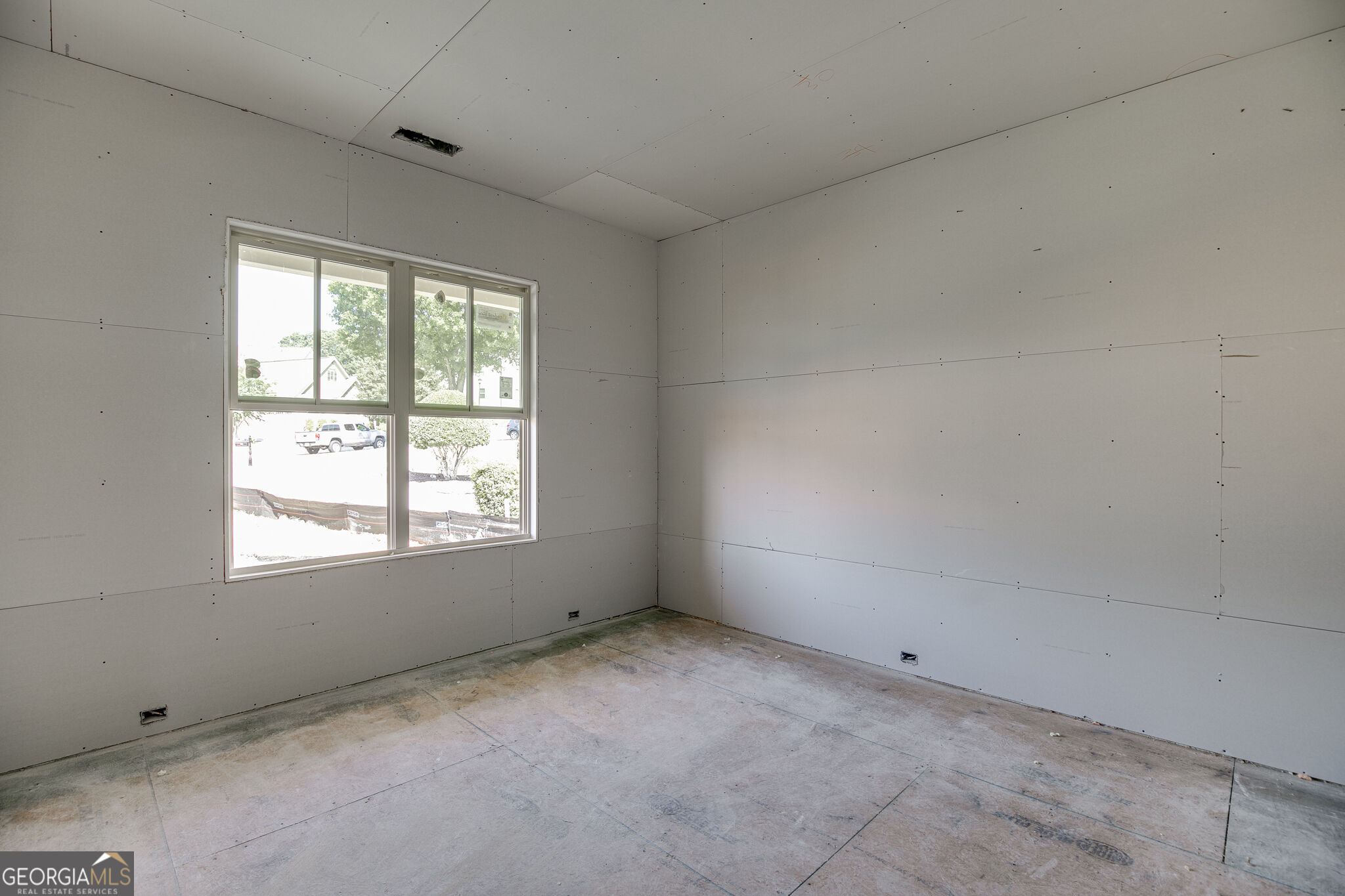 5541 Morningview Lane Property Photo 6
