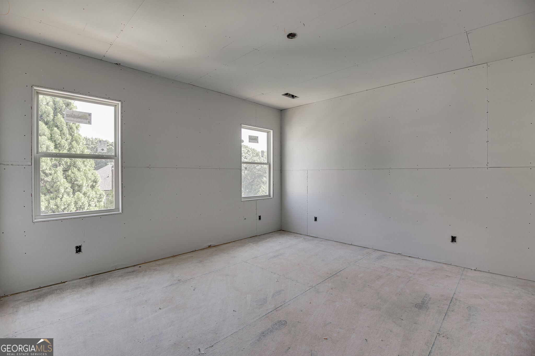 5541 Morningview Lane Property Photo 19