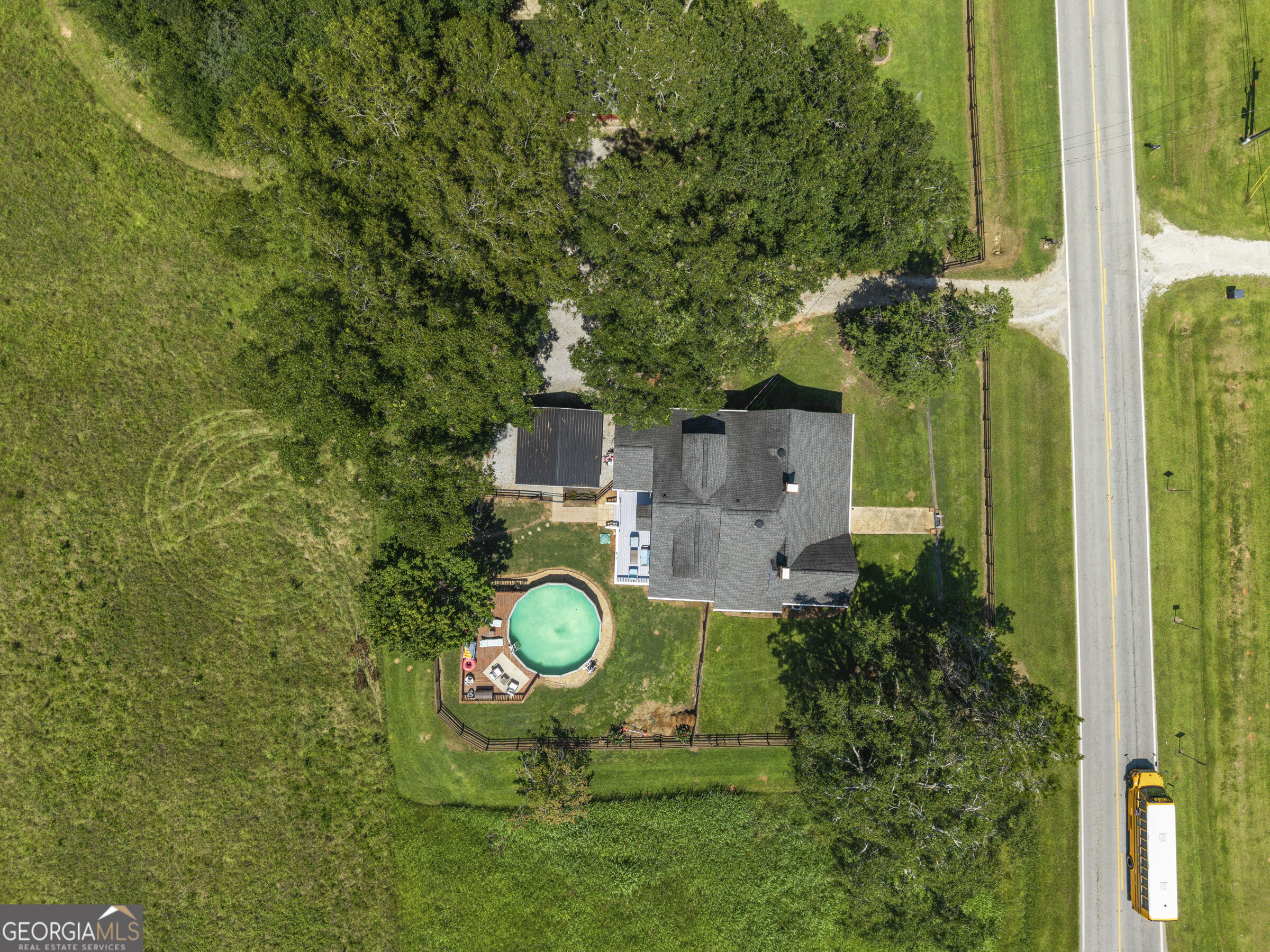 2852 Dixie Road Property Photo 3