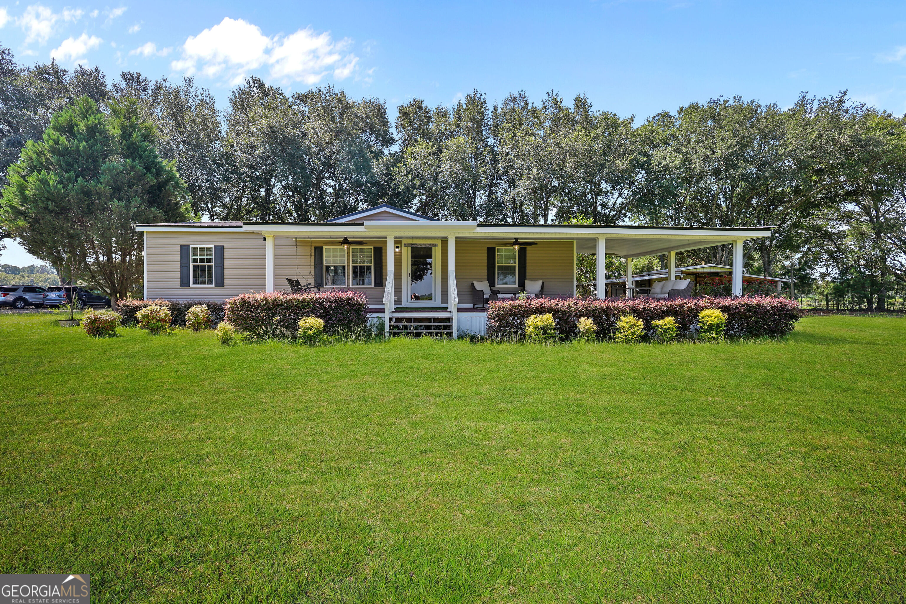 2727 Stanfield Road Property Photo 1