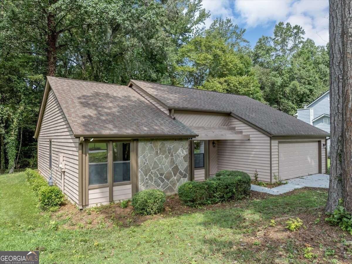 4818 Terrace Green Trace Property Photo 2