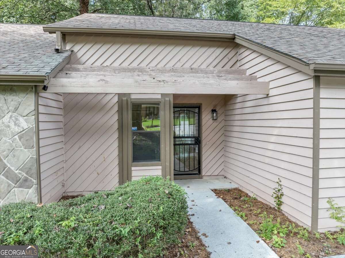 4818 Terrace Green Trace Property Photo 5