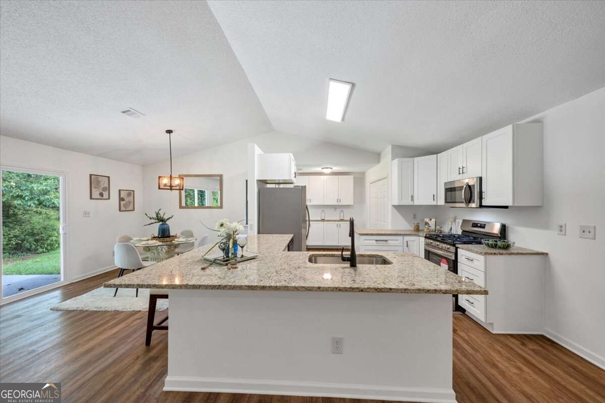 4818 Terrace Green Trace Property Photo 12