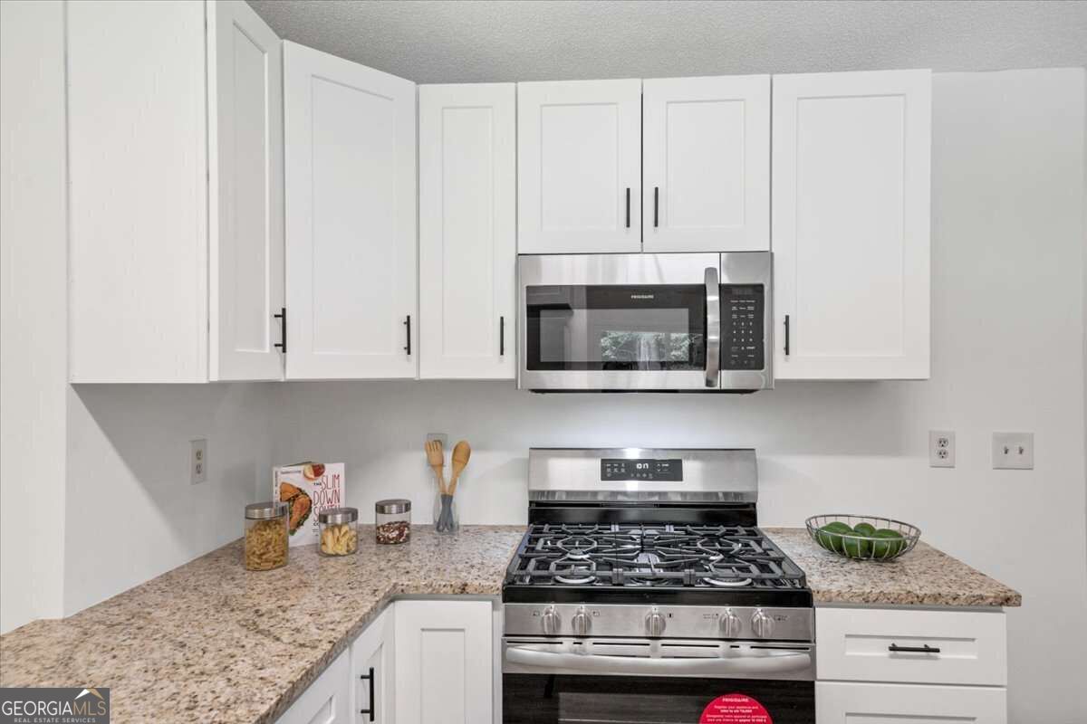 4818 Terrace Green Trace Property Photo 14