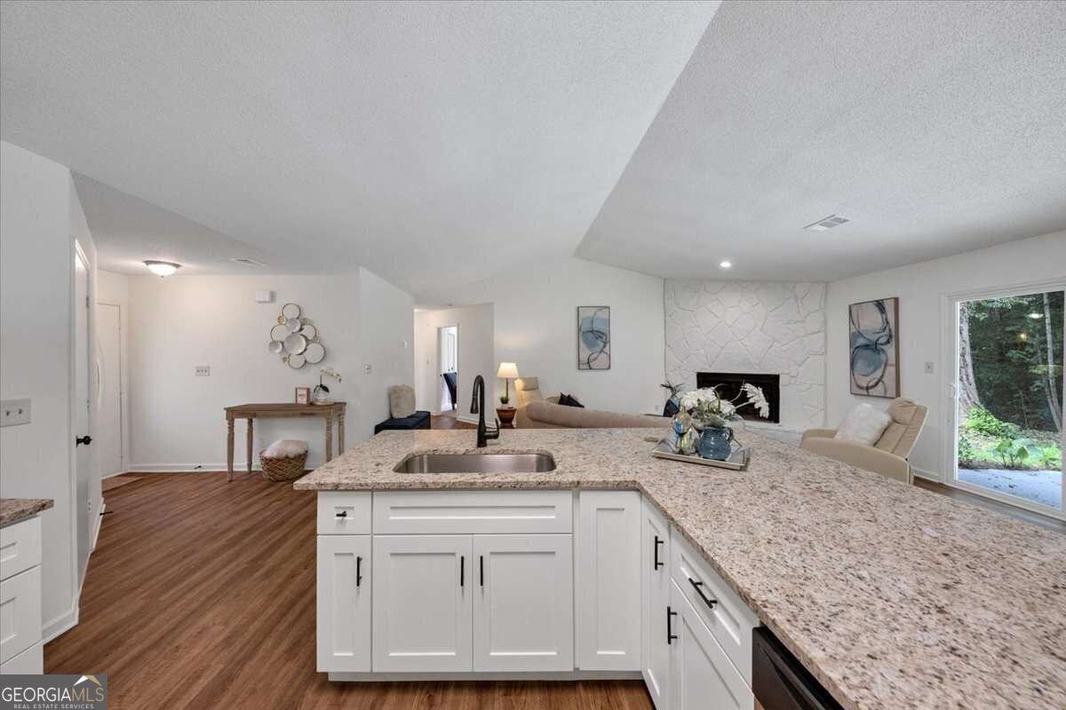 4818 Terrace Green Trace Property Photo 16
