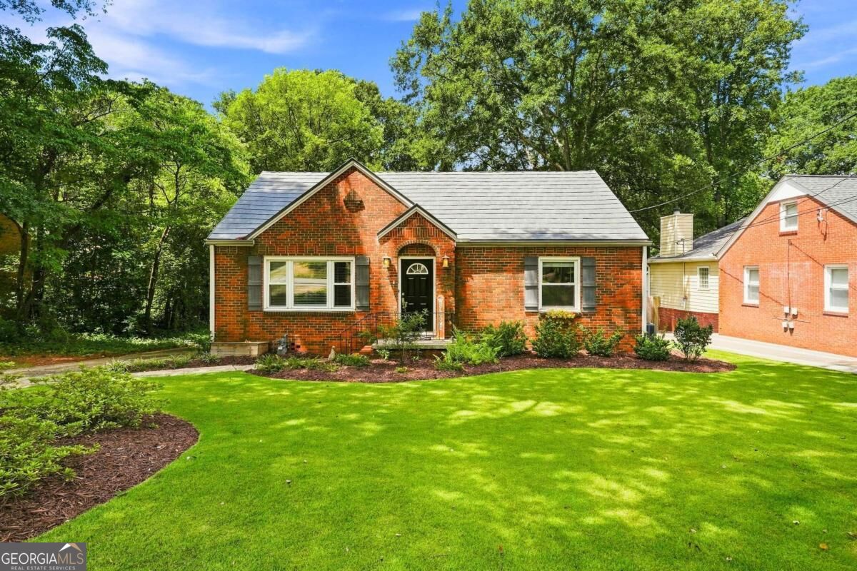 1091 Walker Drive Property Photo 3