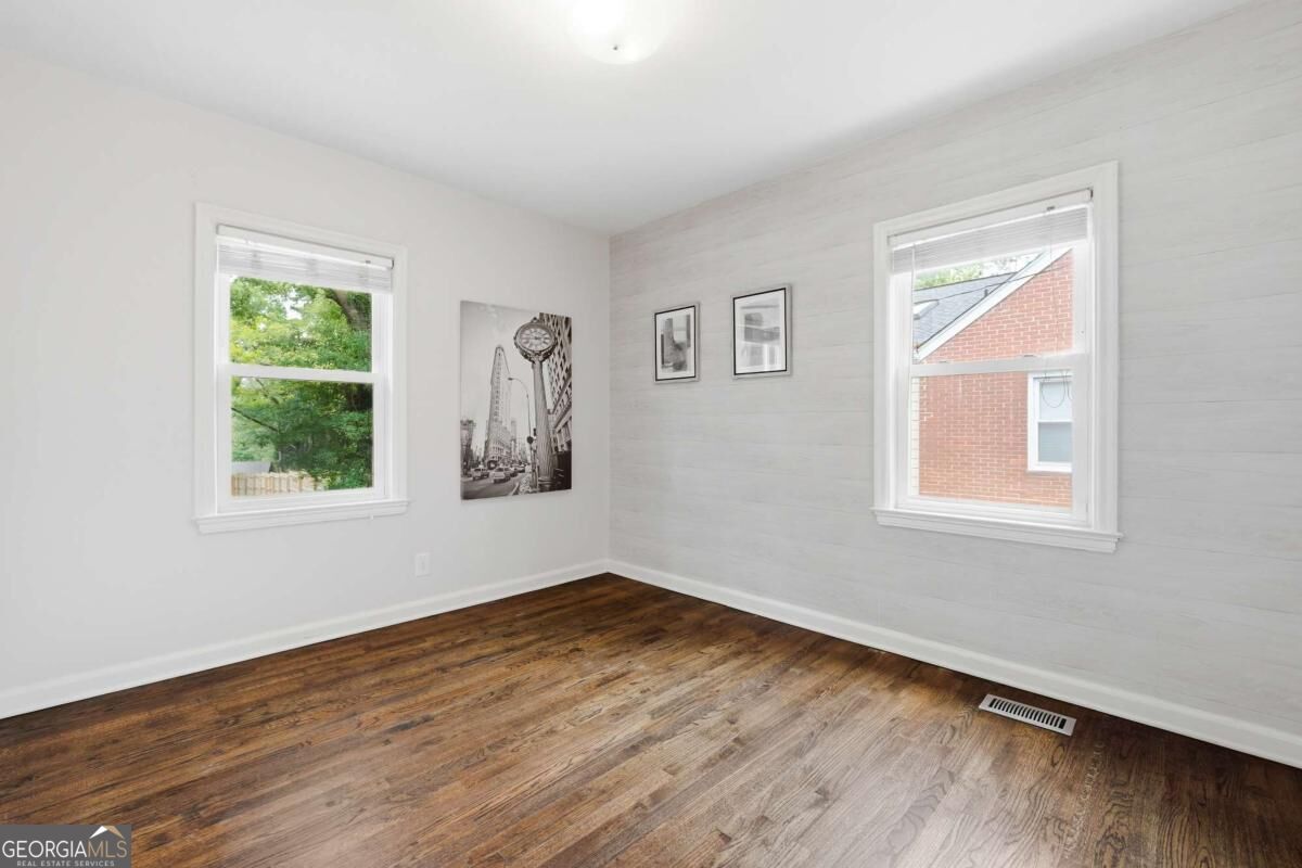 1091 Walker Drive Property Photo 19