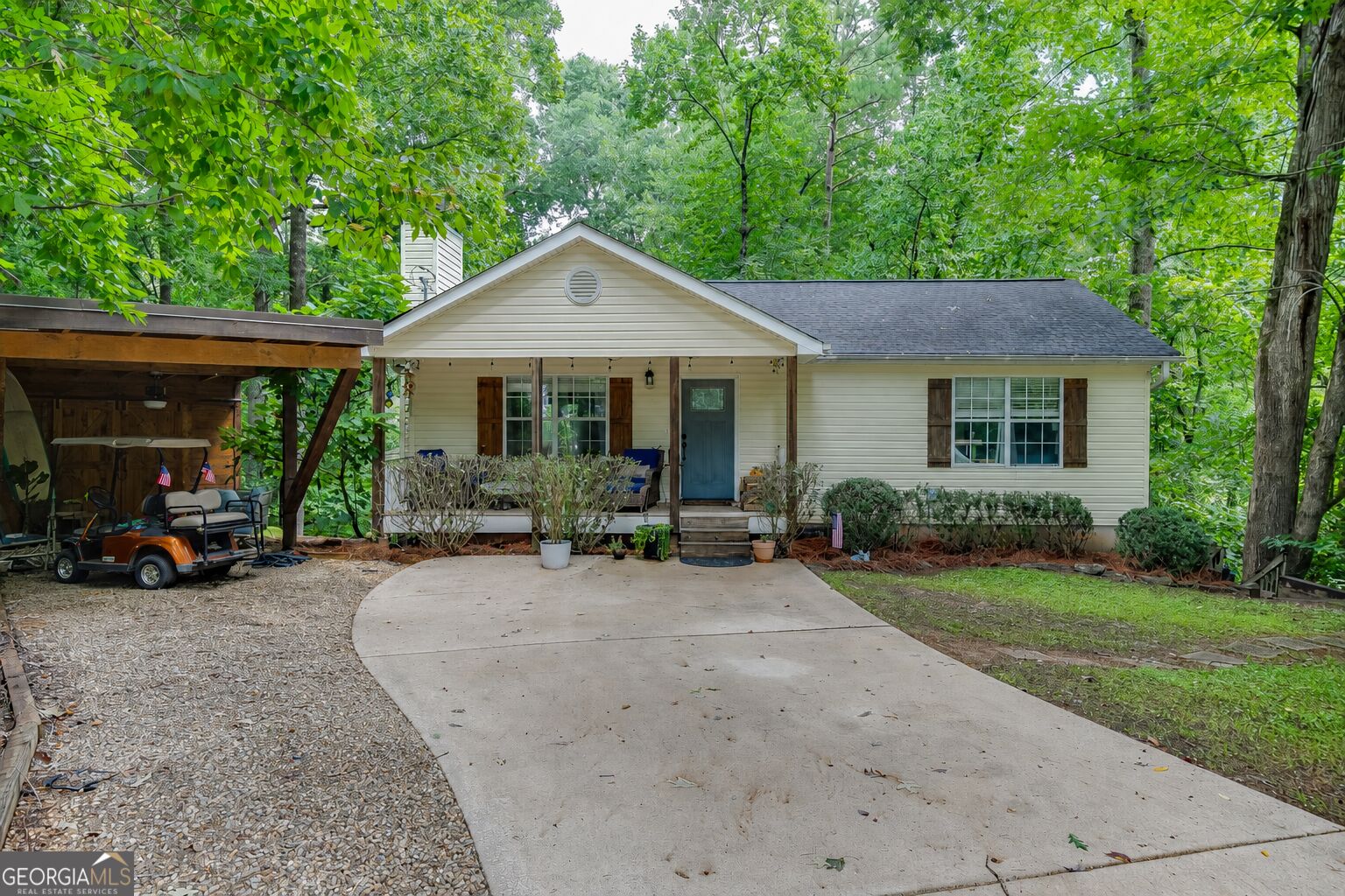 9420 Manor Lane Property Photo 1