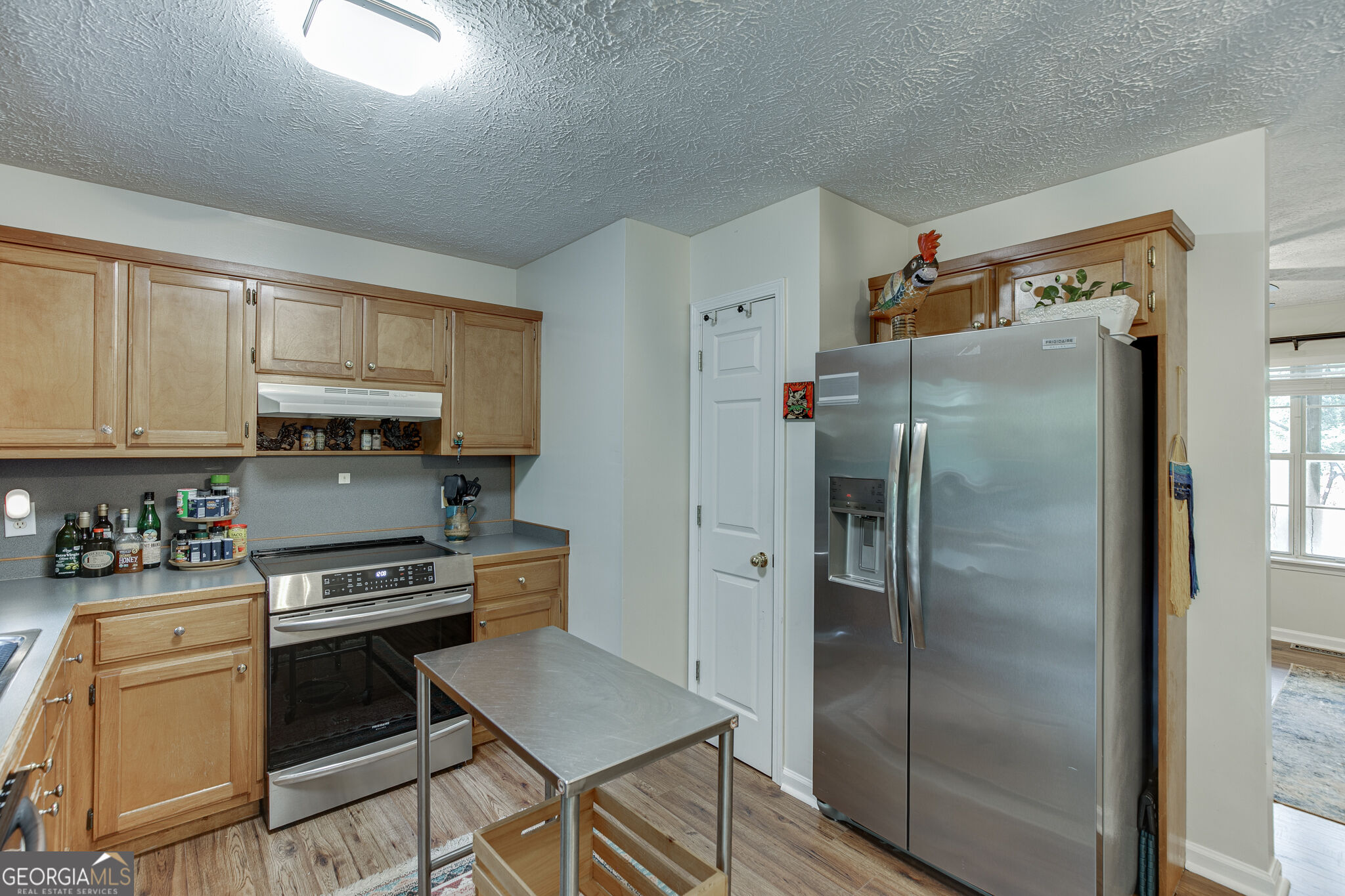 9420 Manor Lane Property Photo 14