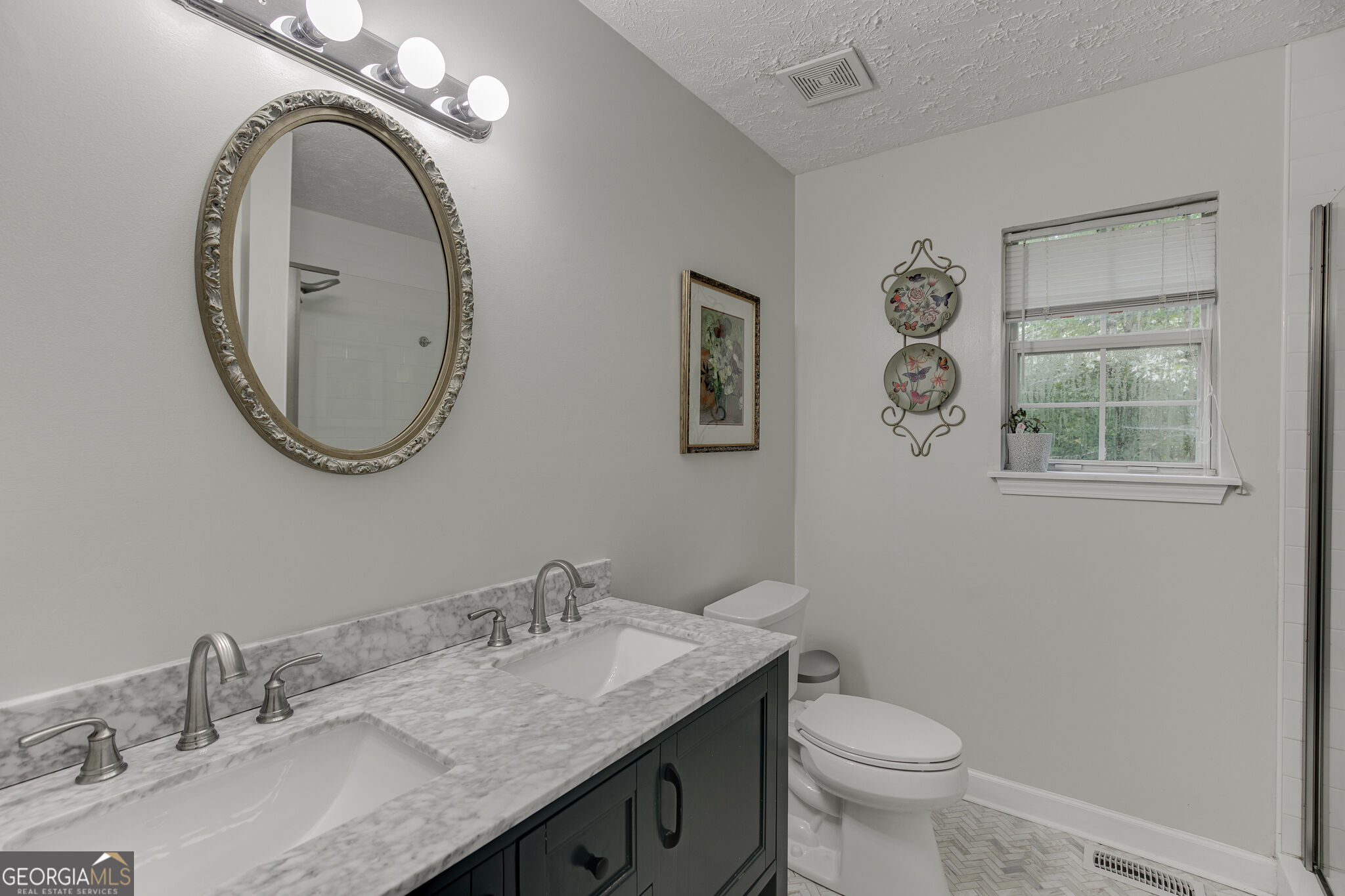 9420 Manor Lane Property Photo 15