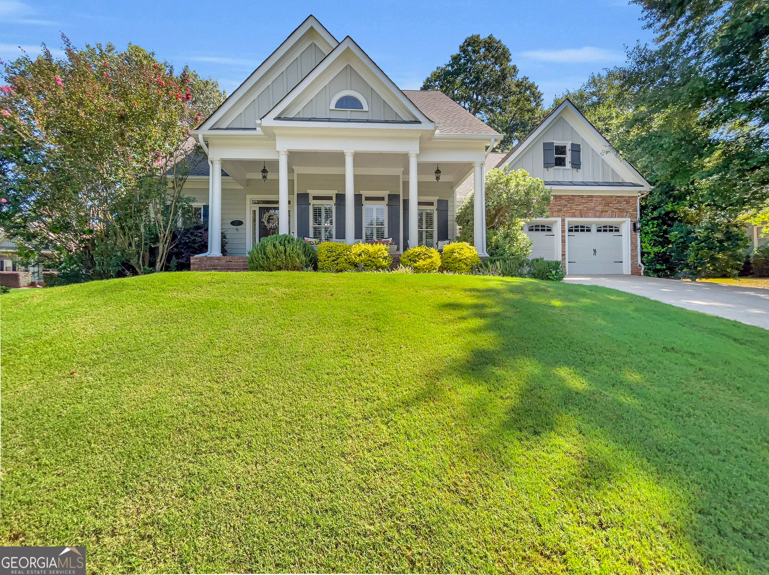 1030 Woodberry Drive Property Photo 1
