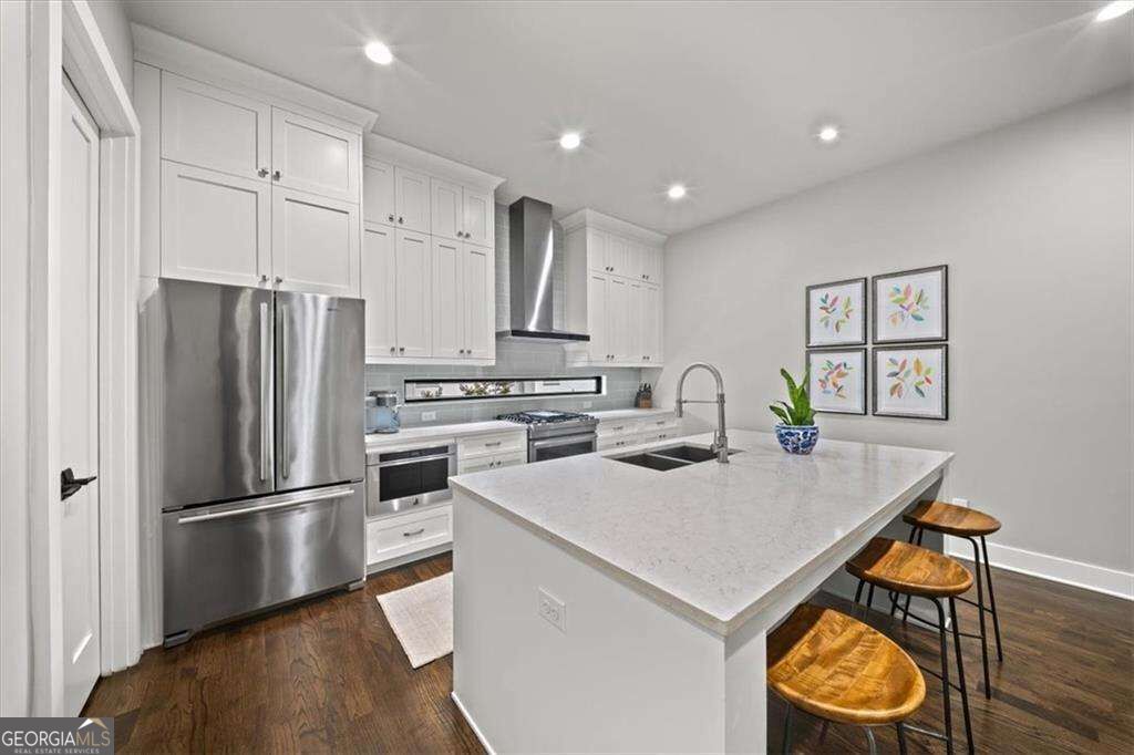 550 N Highland Avenue Ne # 9 Property Photo 19