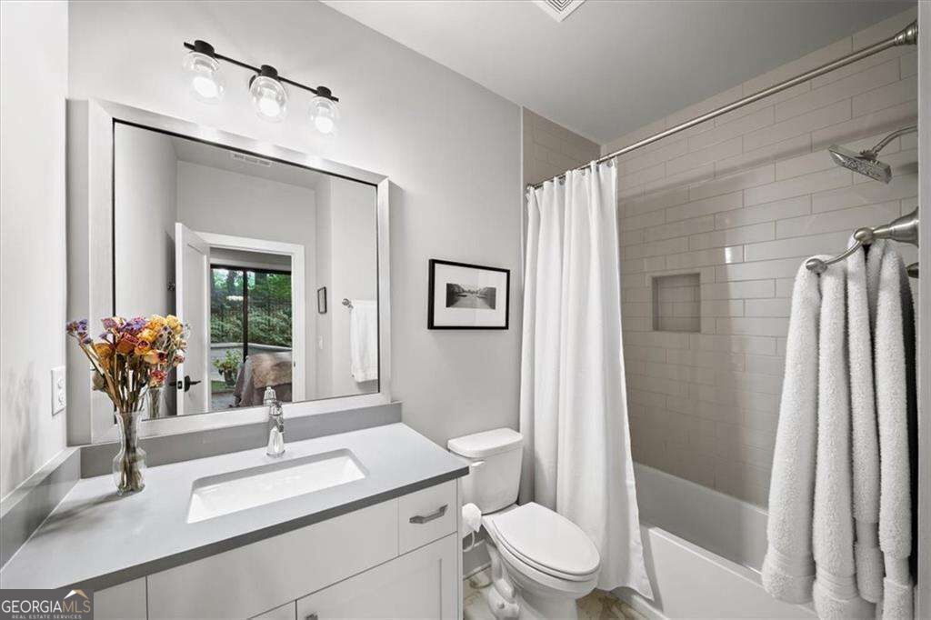 550 N Highland Avenue Ne # 9 Property Photo 42