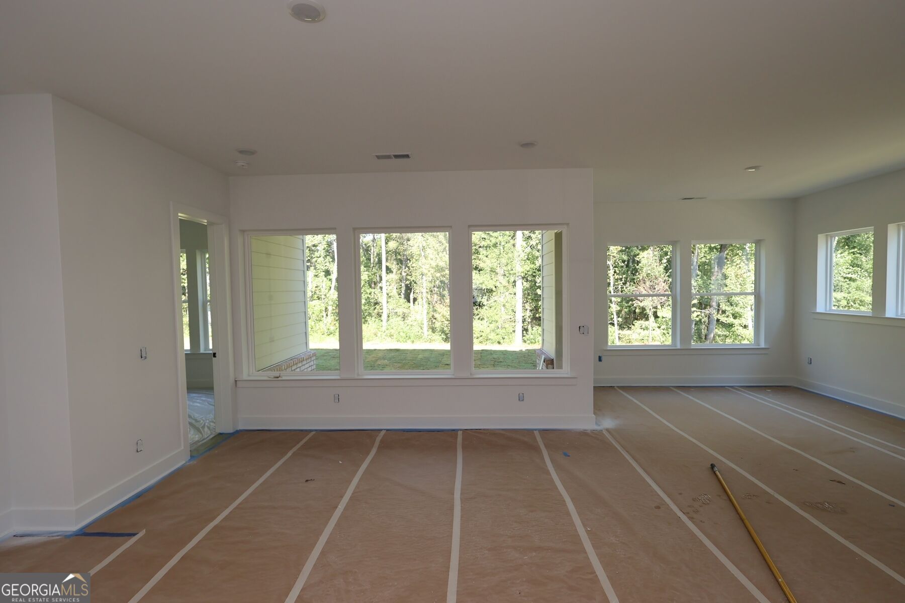 4825 Beechnut Circle Property Photo 6