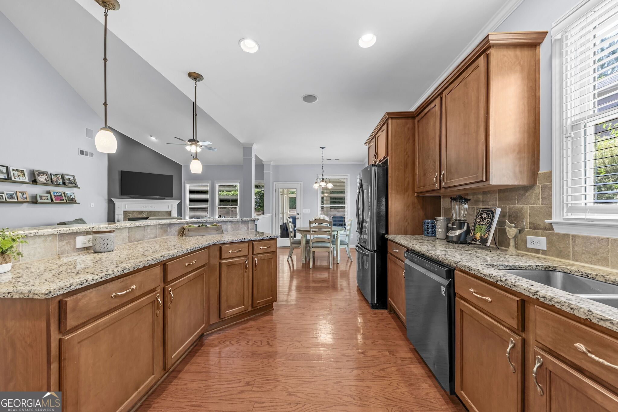 7525 Brookstone Circle Property Photo 14